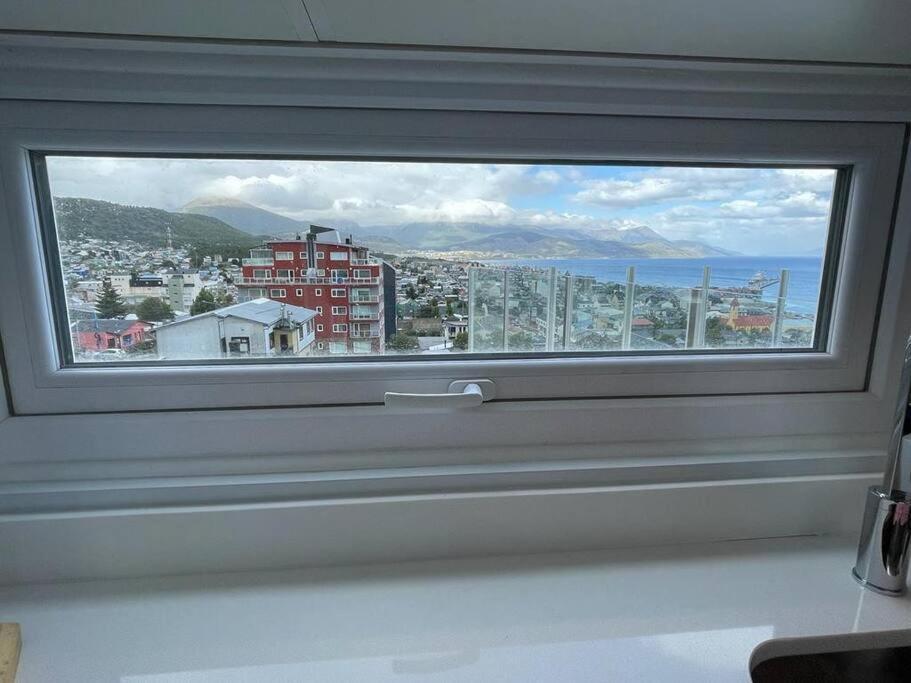 Ocean & Mountain View Lejlighed Ushuaia Eksteriør billede