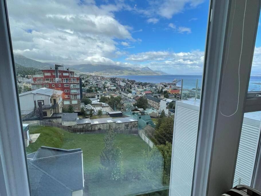 Ocean & Mountain View Lejlighed Ushuaia Eksteriør billede
